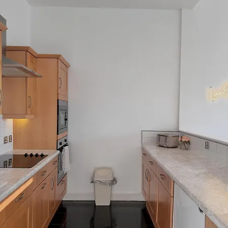 2 Bedroom For Long *