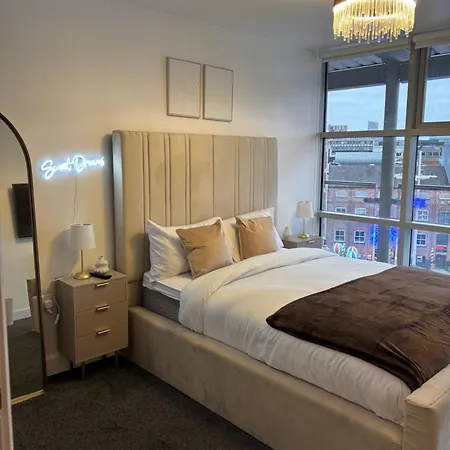 2 Bedroom For Long 公寓 利兹