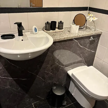 Διαμέρισμα 2 Bedroom For Long