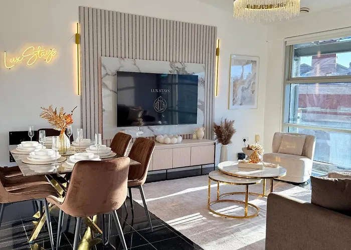 2 Bedroom For Long * Лідс