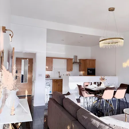 2 Bedroom For Long *